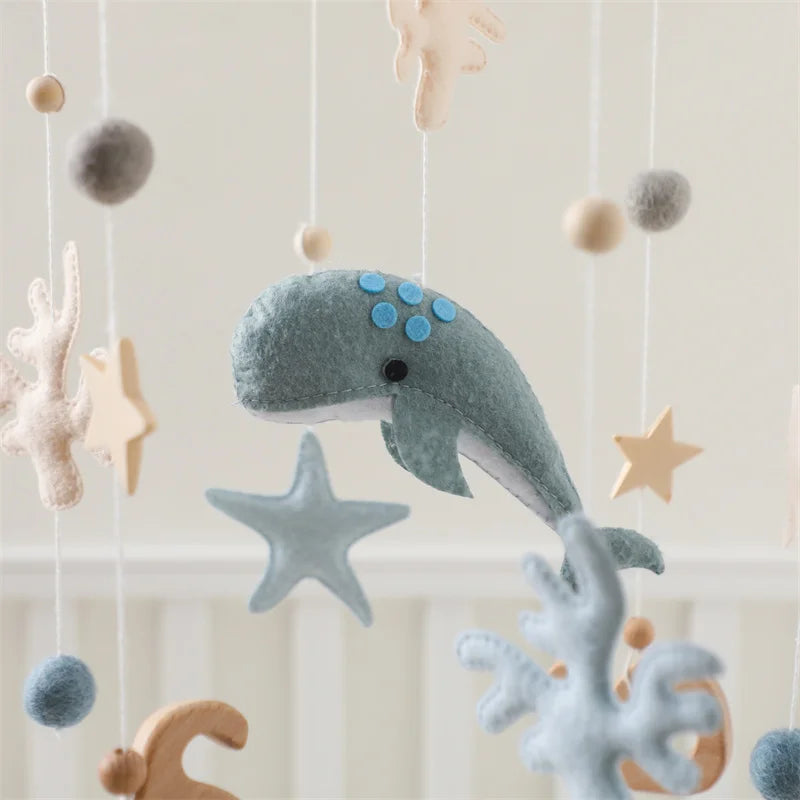 Newborn Baby Rattles Toys, 0-12 Months Soft Felt Whale Bed Bell Infant Mobile Crib Hanging Musical Carousel Toy, Boys Girls Gift