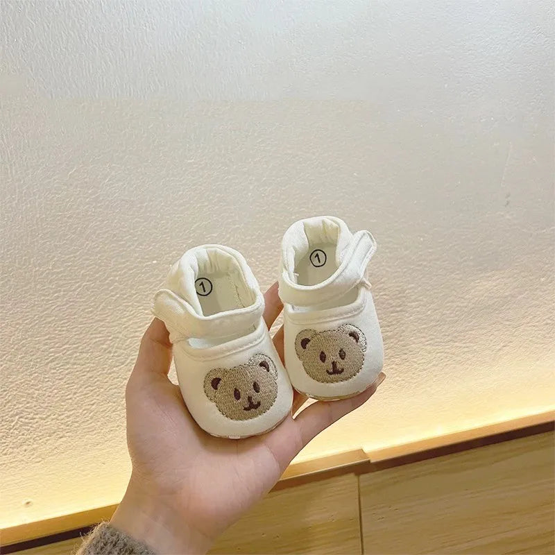 Cute Bear Soft Sole Comfortable Sandals for Infants and Toddlers, Baotou Anti Kick First Step Shoes 0-18 Months
