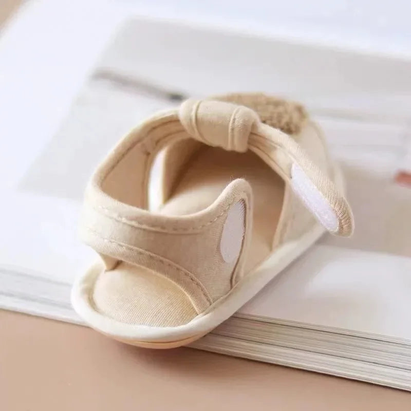 Cute Bear Soft Sole Comfortable Sandals for Infants and Toddlers, Baotou Anti Kick First Step Shoes 0-18 Months