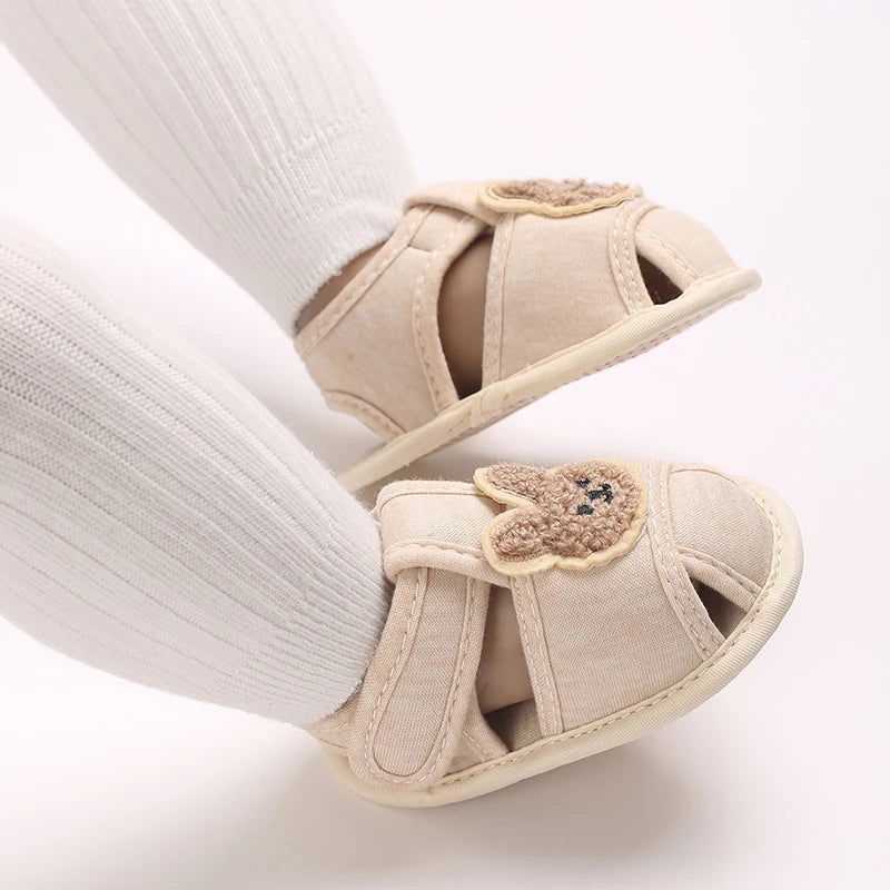 Cute Bear Soft Sole Comfortable Sandals for Infants and Toddlers, Baotou Anti Kick First Step Shoes 0-18 Months