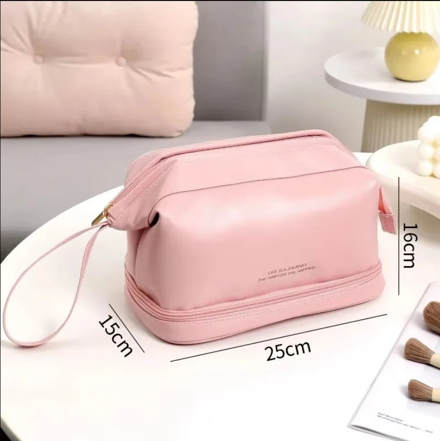 PU Fashion and Convenient Makeup Bag, Travel Storage Bag, Large Capacity Toiletry Bag, Hand-held Beauty Pillow Makeup Bag