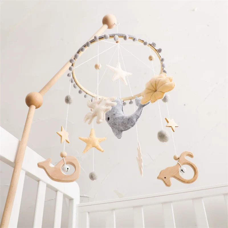 Newborn Baby Rattles Toys, 0-12 Months Soft Felt Whale Bed Bell Infant Mobile Crib Hanging Musical Carousel Toy, Boys Girls Gift