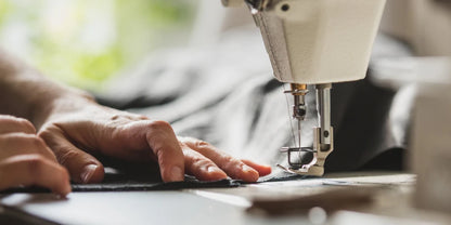 Suit Vest With Bow Tie Pocket Square Cufflinks Light Blue Black Red Paisley Luxury Wedding Prom Tuxedo Waistcoat for Men