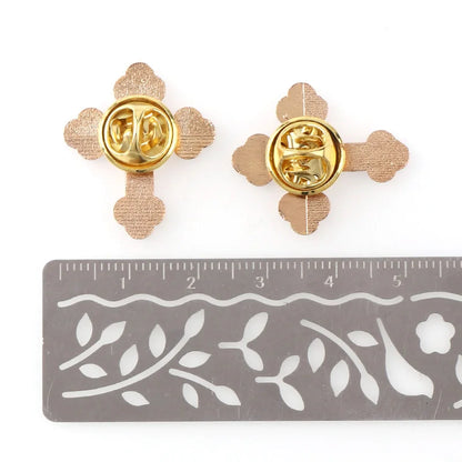 Enamel Brooches Pins Crucifix Saint Christ Metal Badges Cross Lapel Pins for Clothes Vintage Boutonniere Collar Jewelry