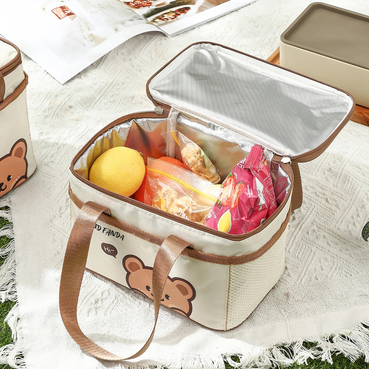 WORTHBUY Cute Thermal Lunch Box Bag, Student Portable Large Capacity Insulated Lunch Bag, Waterproof Reusable Picnic Cooler Bag