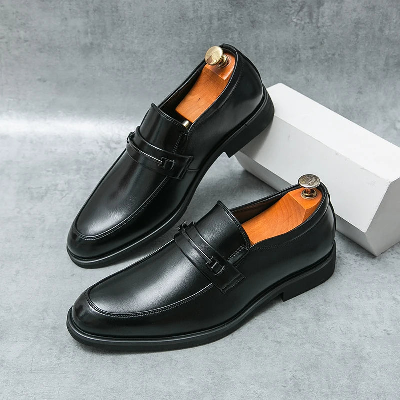 Men's Formal Leather Shoes Classic Style Slip-On Loafers Round Toe Breathable Non-Slip Business Dress Wedding Office Casual Shoes