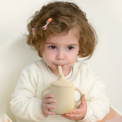 Color Kids 1PCS Silicone Straw Cup With Two Lids BPA Free Leakproof Portable Snack Container Drinking Cup Feeding Essentials