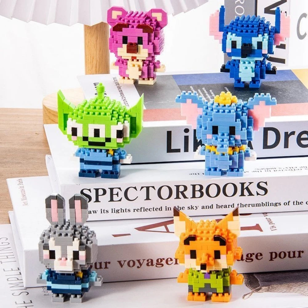 building block toys are luxurious models, suitable educational DIY games, cartoon anime games, building block lovers' desktop