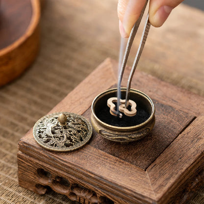 Antique brass pocket mini hollow incense burner, ancient Chinese tea table decoration, dragon and phoenix incense burner