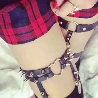 Liguero punk sexy con pinchos, cinturón elástico de roca con remaches, 2 clips, arnés gótico Harajuku para mujer, ligas con tachuelas, medias, liguero