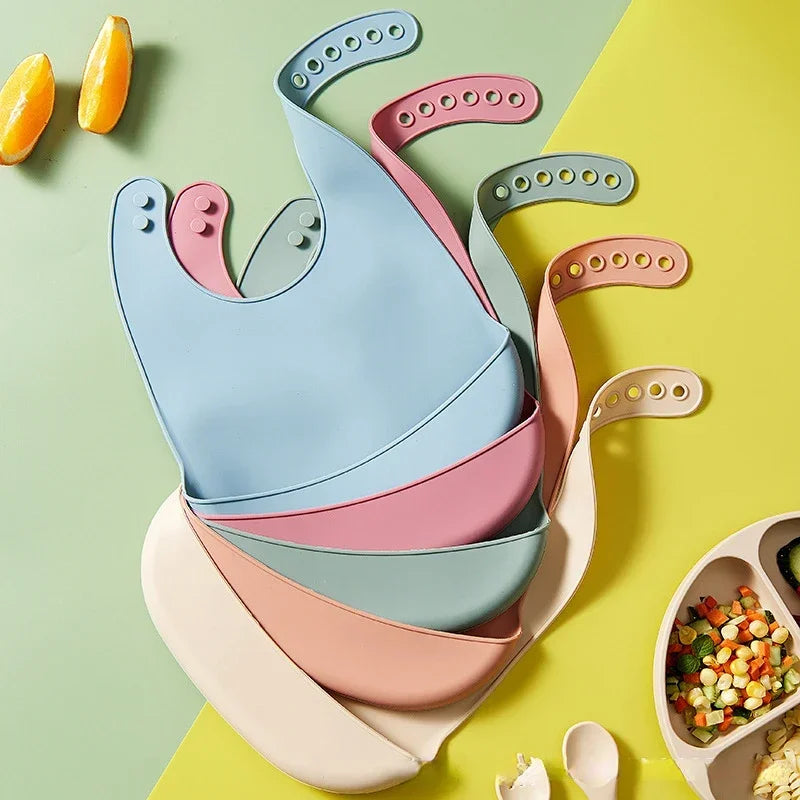 Silicone Baby Bib Waterproof Saliva Dripping Banana Bibs Newborn Feeding Soft Edible Aprons Baby Adjustable Burp Scarf