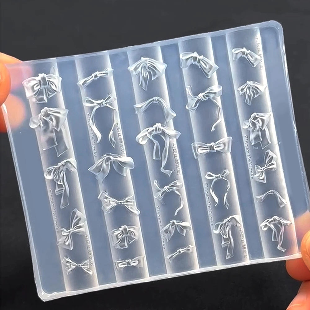 3D Silicone Flower Nail Carving Mold Acrylic Lily Hibiscus Floral Stamping Plate Nails Stencils Five-Petal Blossom Nail Template