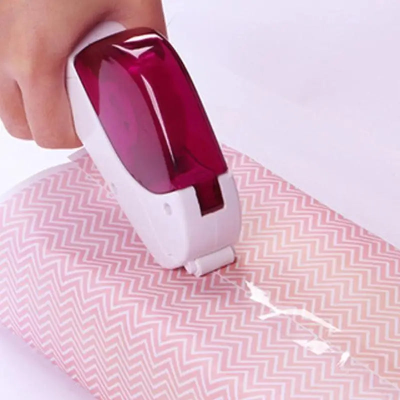 1Pcs Automatic Tape Dispenser Hand-held One Press Cutter for Gift Wrapping Scrap Booking Book Cover