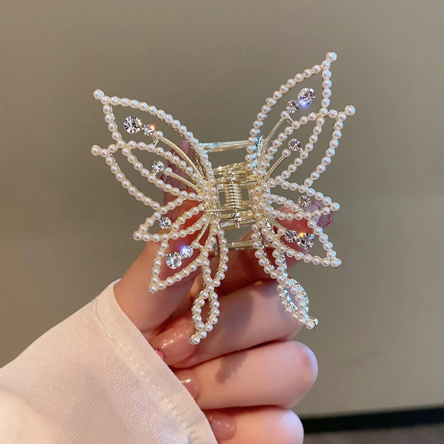 1pc Medium Hair Claw Clip, Non-Slip Hair Clamp, Butterfly Style Rhinestone Pearl Decor Barrettes For Thin Thick Hair