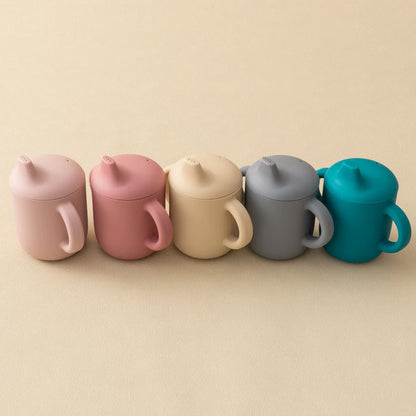 Color Kids 1PCS Silicone Straw Cup With Two Lids BPA Free Leakproof Portable Snack Container Drinking Cup Feeding Essentials