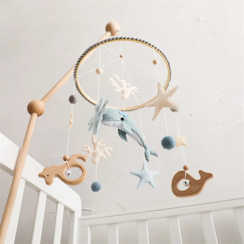 Newborn Baby Rattles Toys, 0-12 Months Soft Felt Whale Bed Bell Infant Mobile Crib Hanging Musical Carousel Toy, Boys Girls Gift
