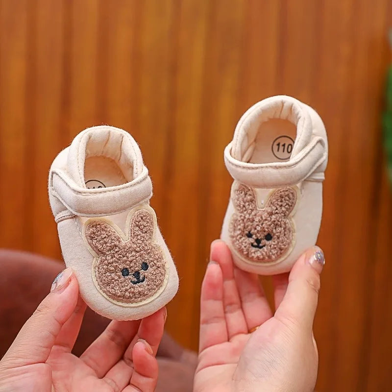 Cute Bear Soft Sole Comfortable Sandals for Infants and Toddlers, Baotou Anti Kick First Step Shoes 0-18 Months