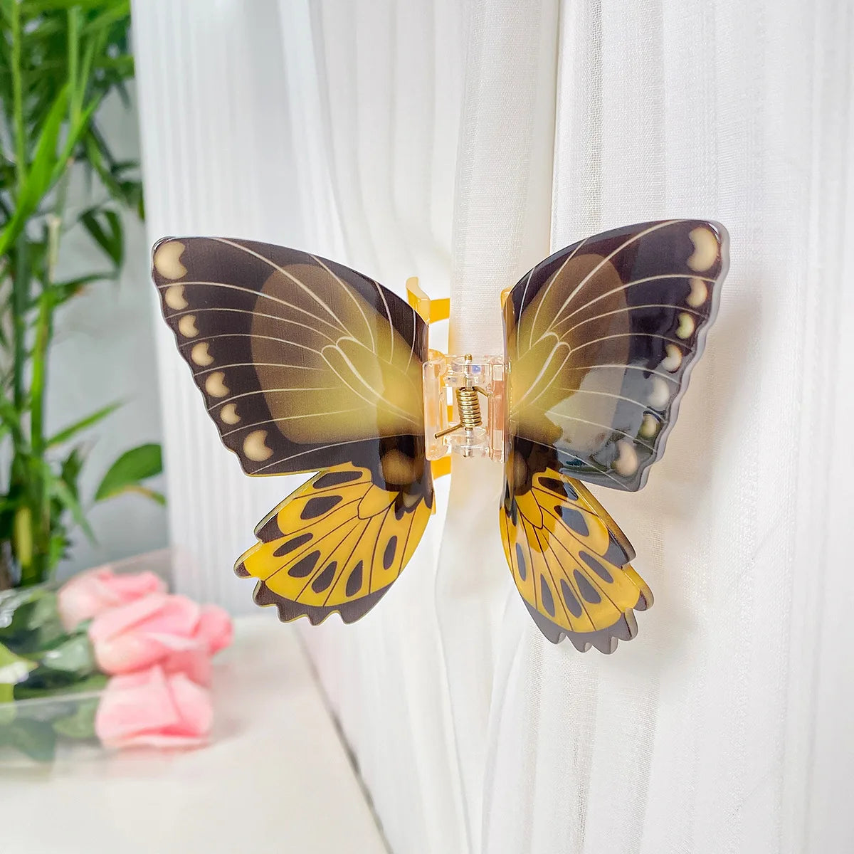 1pc ultra-fantasy simulation butterfly clip temperament hair clip for pinning hair shark clip hair accessory head accessory