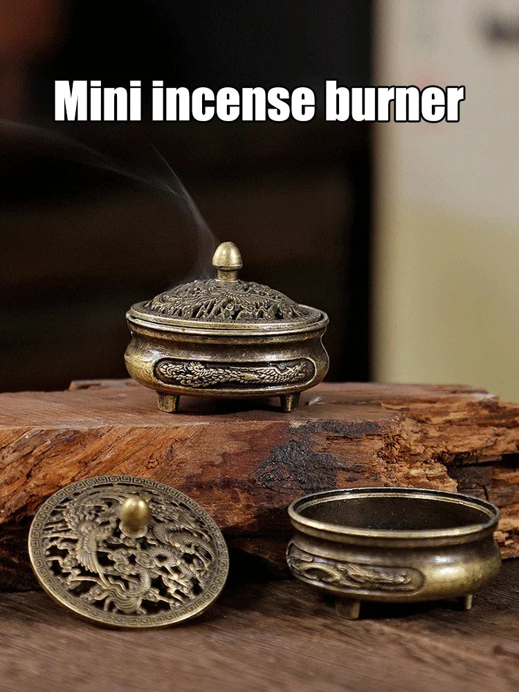 Longfeng Fingertip Stove, Three-Legged Small Incense Burner, Non-Stick Powder Tray, Creative Aromatherapy Burner 1PC