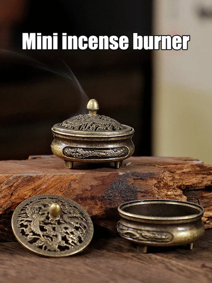 Longfeng Fingertip Stove, Three-Legged Small Incense Burner, Non-Stick Powder Tray, Creative Aromatherapy Burner 1PC