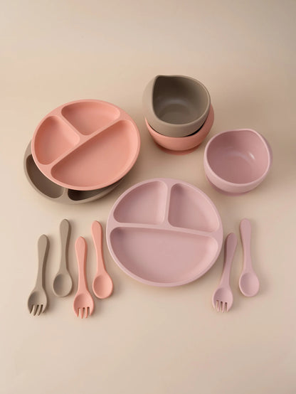 4PCS Baby Silicone Feeding Set Suction Dishes Plate Spoon Fork BPA Free Sucker Bowl Toddler Training Tableware Essentials