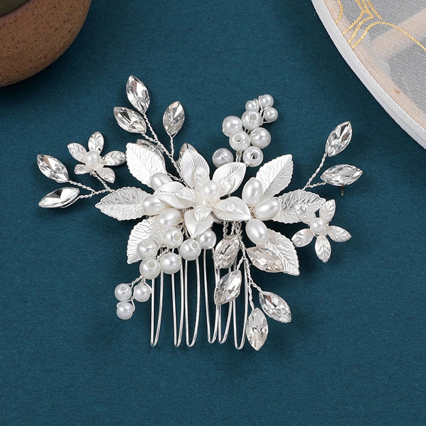 Crystal Pearl Hair Comb Clip Pin Alloy Leaf Hair Comb Handmade Headband Tiara For Women Bride Wedding Hair Accessories Jewelry