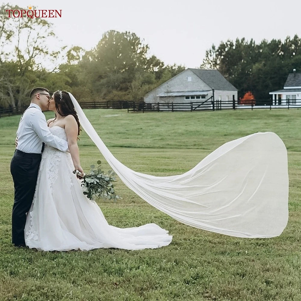 TOPQUEEN V30 Classic Bridal Wedding Veils Plain Yarn 1 Tier Soft Wedding Long Veil with Comb Wedding Dress Accessories Black Red