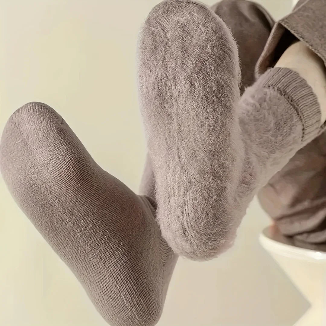 Ultra Thick Wool Socks for Men in Autumn and Winter Thickened with Fleece To Keep Warm and Cold Resistant Gift for Long Socks