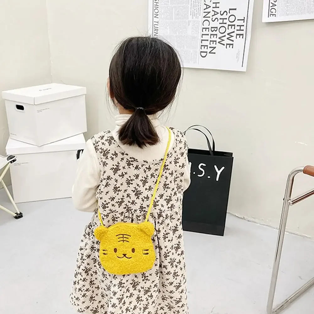New Cartoon Bear Girls Plush Shoulder Bag Autumn Winter Cute Kids Messenger Bag