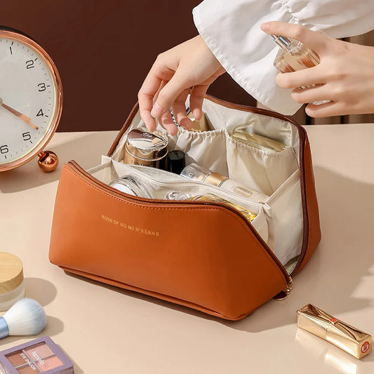 PU Fashion and Convenient Makeup Bag, Travel Storage Bag, Large Capacity Toiletry Bag, Hand-held Beauty Pillow Makeup Bag