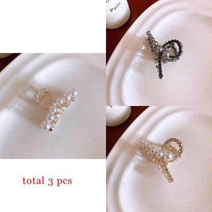 New French Metal Style Imitation Pearl Geometric Mini Cute Hair Claws for Women Temperament Trend Shark Clip Senior Accessories
