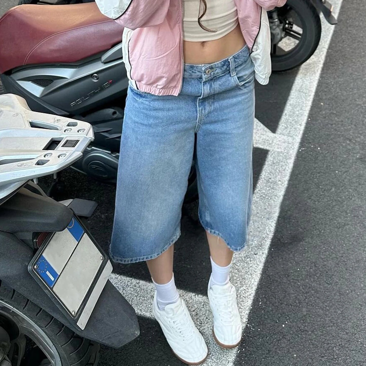 Women's Trendy Knee Length Denim Shorts, Low Waisted Stretchy Bermuda Jean Shorts, Baggy Cargo Jorts Y2K Vintage Streetwear