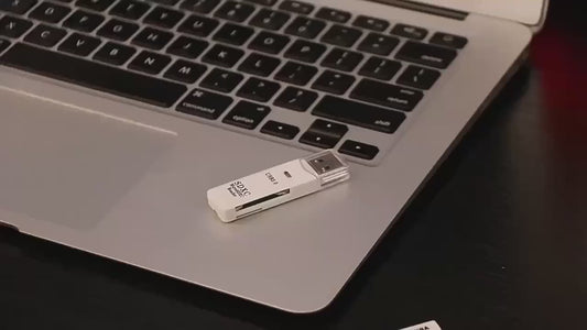 2 In 1 USB 3.0 2.0 Micro SD TF Card Reader High Speed Data Transmission up to 5Gbps Multiple Compatibility for PC Laptops Camera